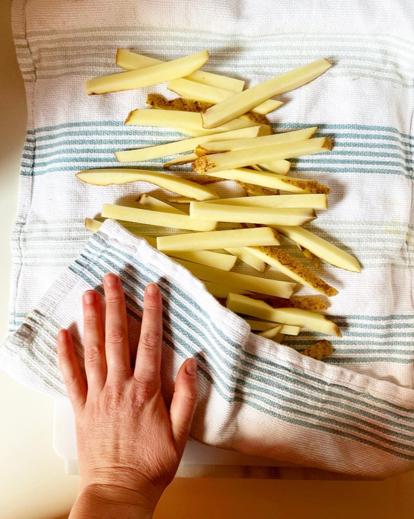 Oven Fries (that are worth eating)