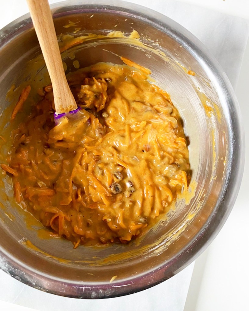 Carrot Cupcakes with Cream Cheese Frosting​